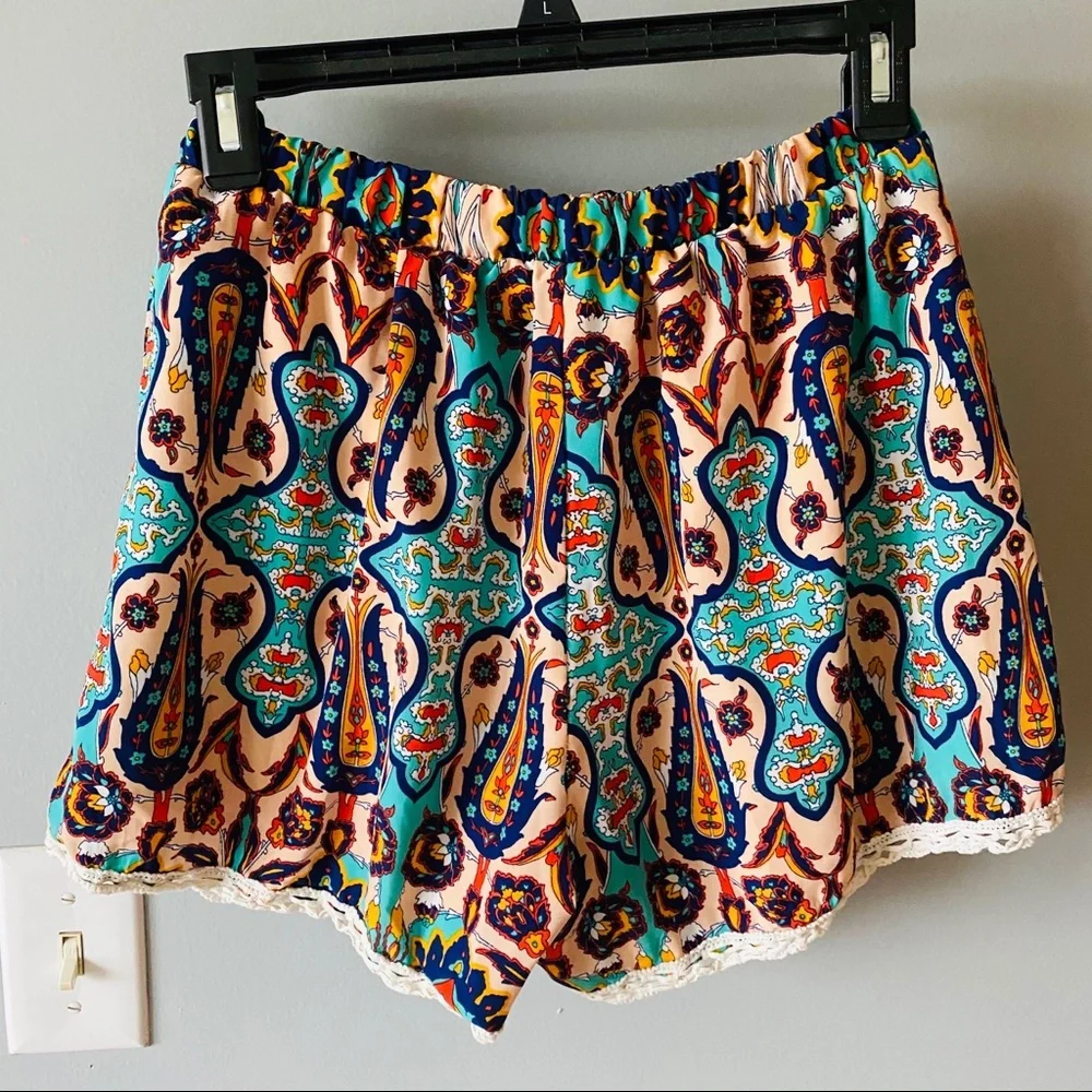 Peach Love printed shorts